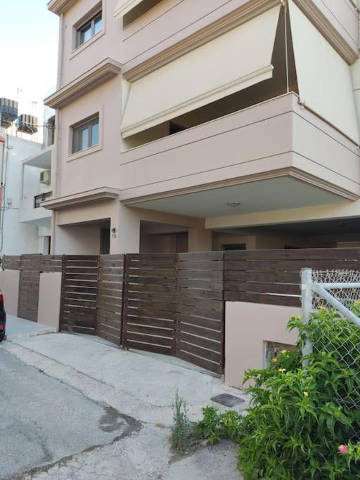 Modern Apartment Near Airport, Port & Beach Nea Alikarnassos ภายนอก รูปภาพ